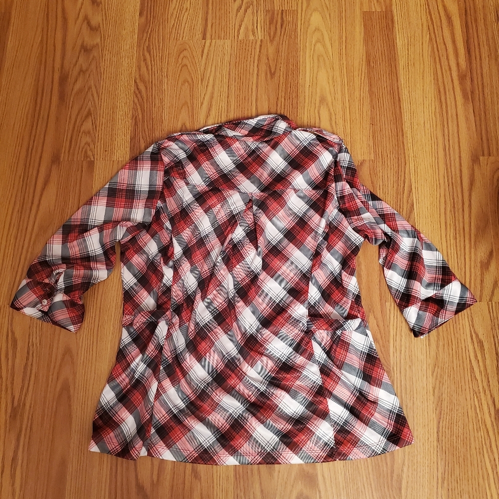 Shirt - Picture 2 of 2
